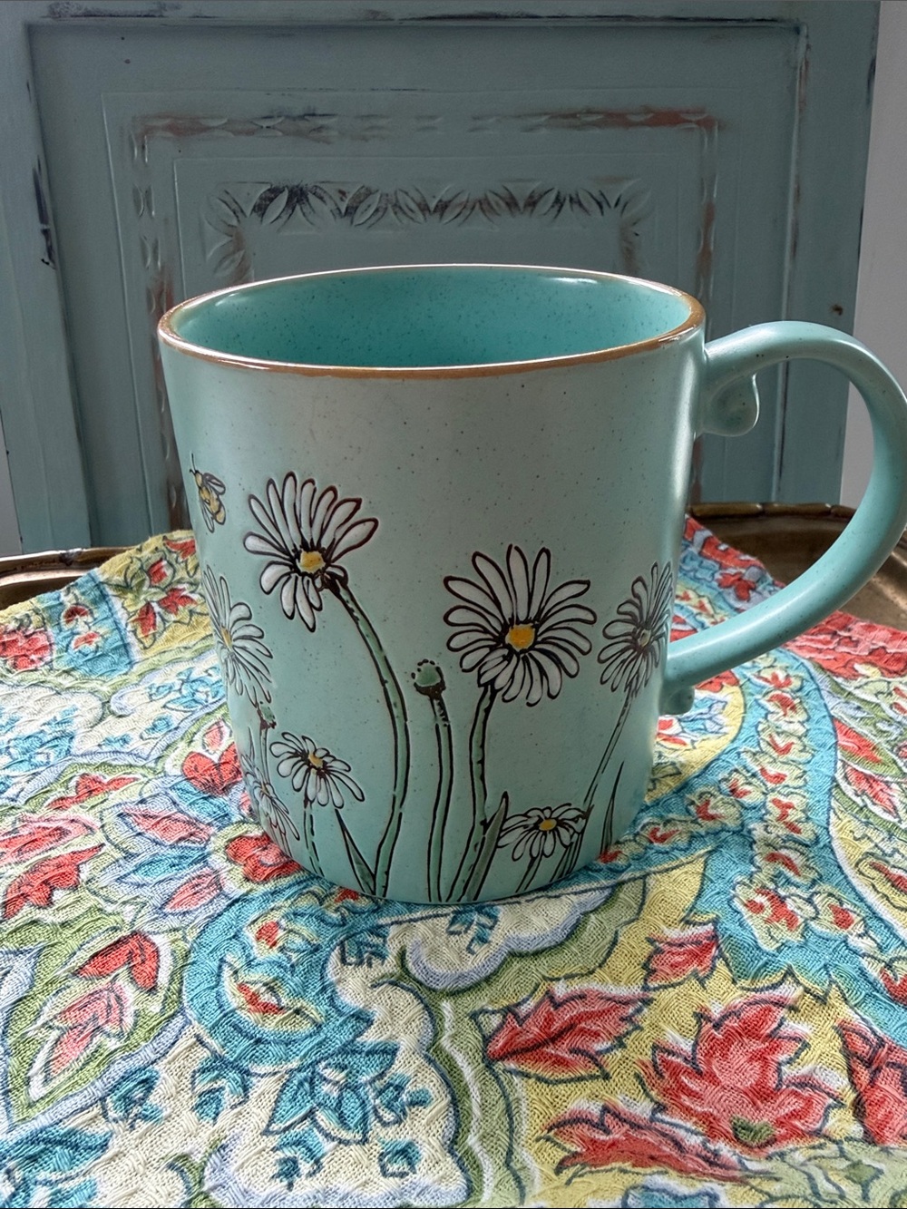 Aqua Daisy Ceramic Mug with Gold Rim